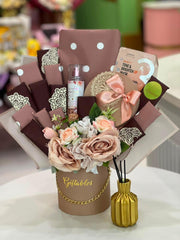 The Luxe Blush Bouquet