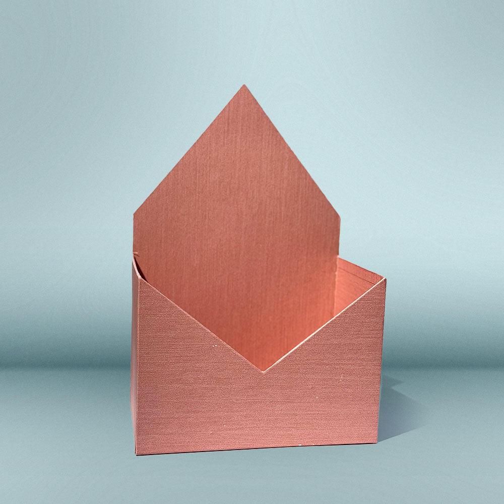 Giftables V shape pink box