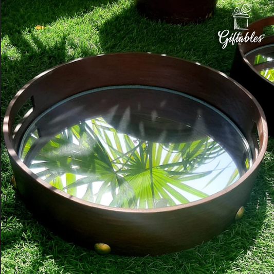 Round wooden tray with mirror