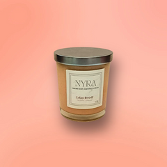 NYRA Premium Scented Candle - Lotus Biscoff