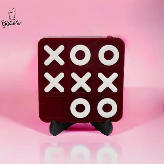 tik tac toe with stand red