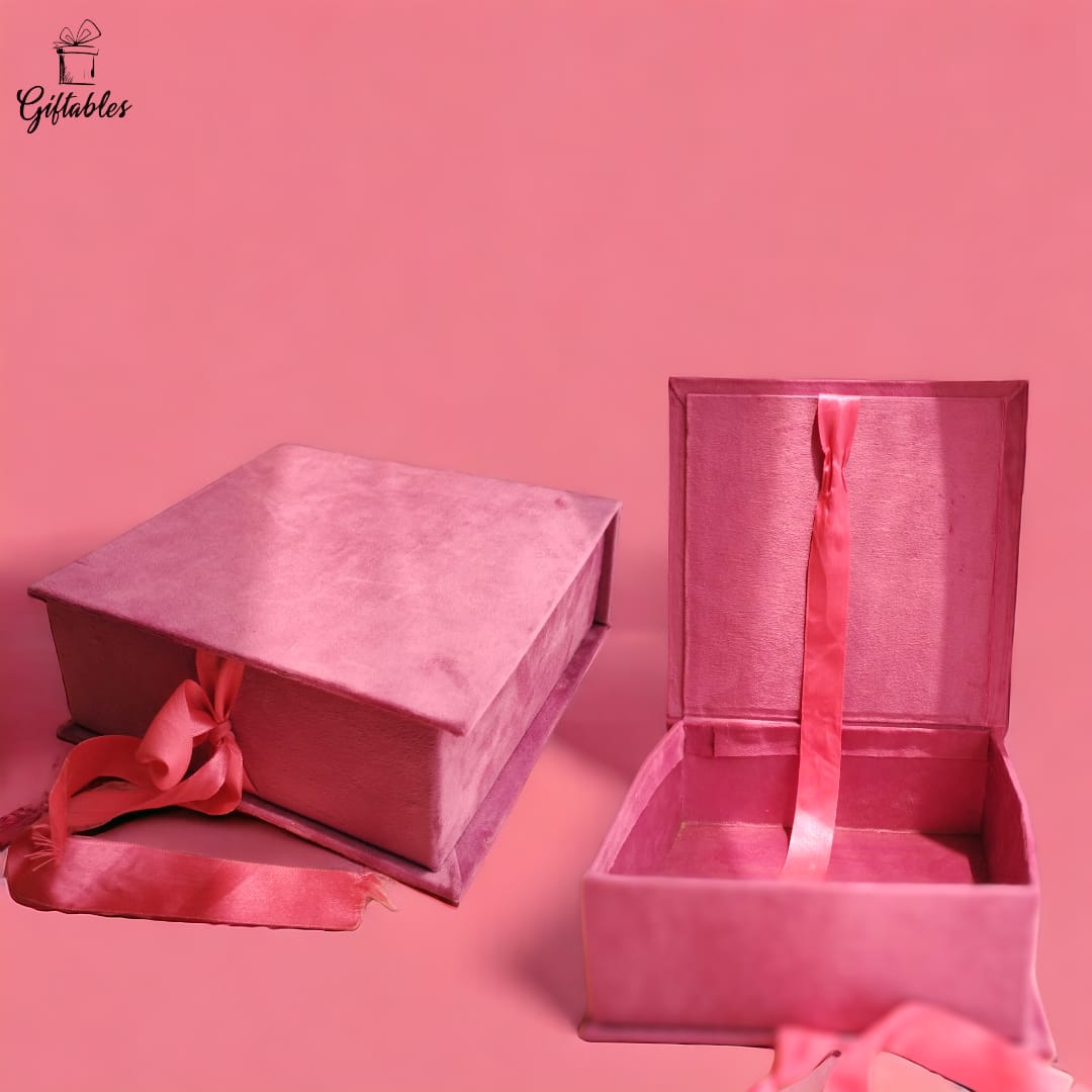 Pink Square  Velvet Box