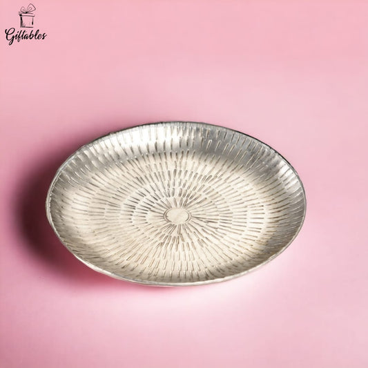 Sliver Round Stylish Tray