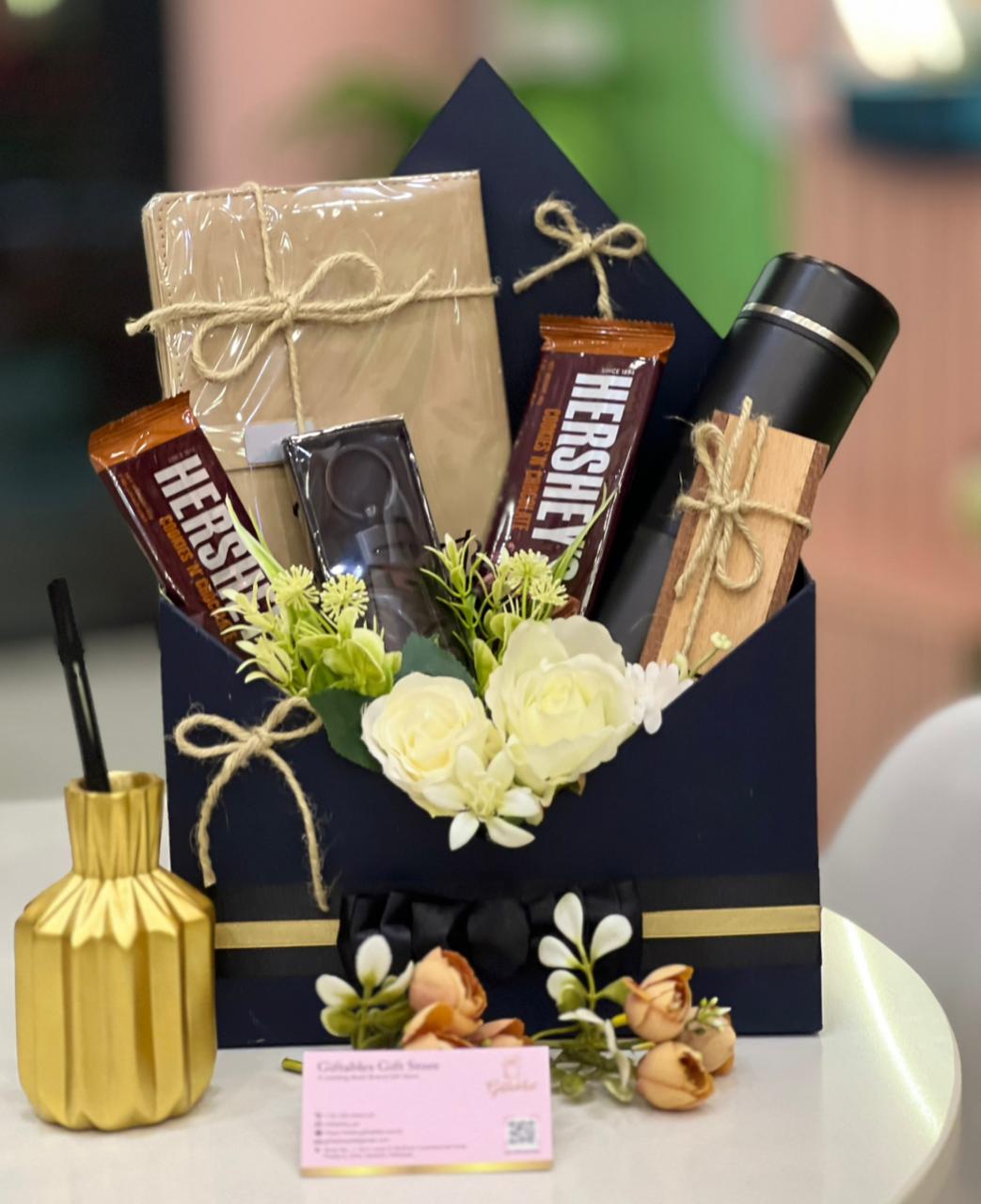 Corporate chic box