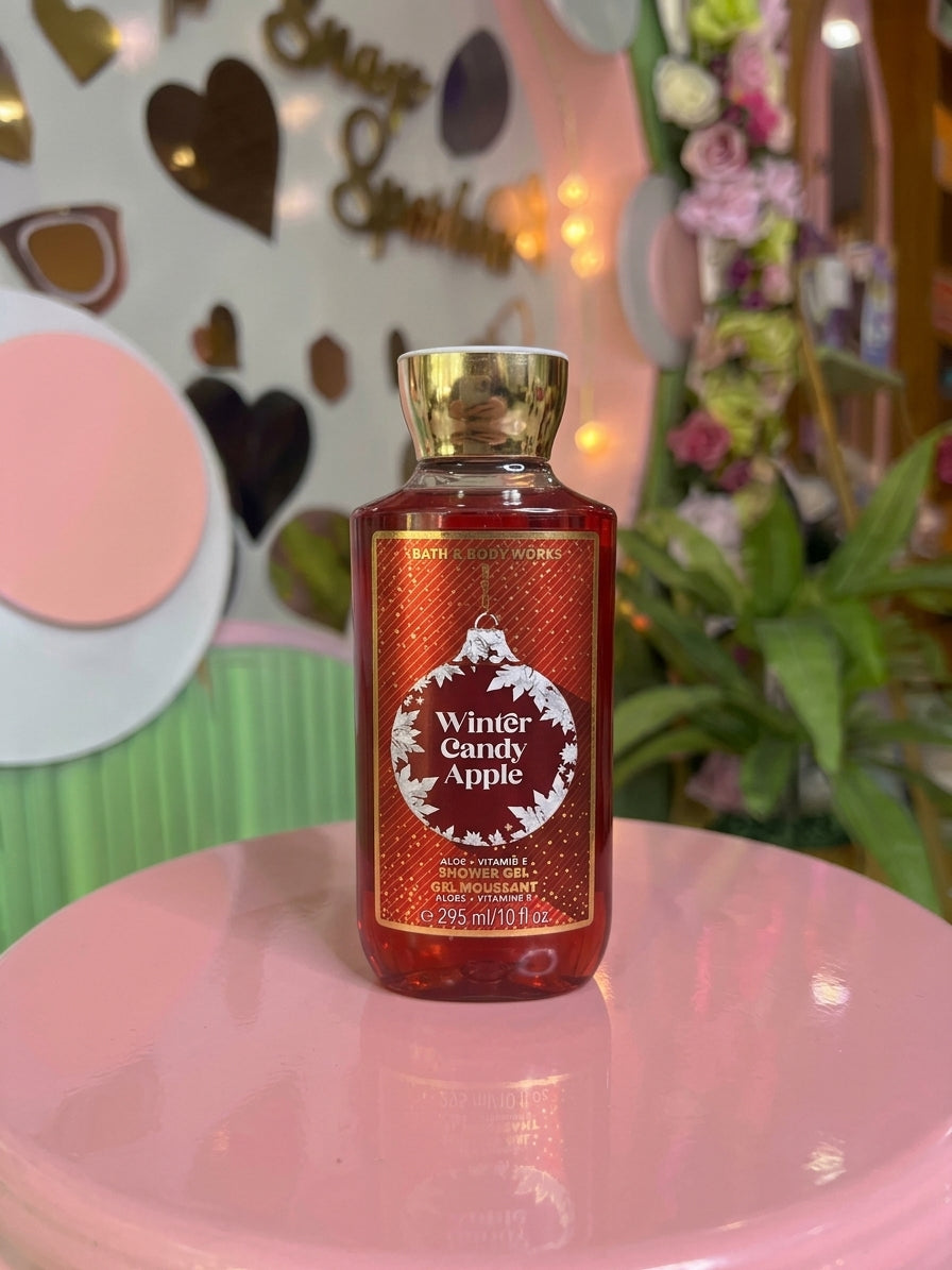 Bath & Body Works Winter Candy Apple Aloe + Vitamin E Shower Gel (295 ml )