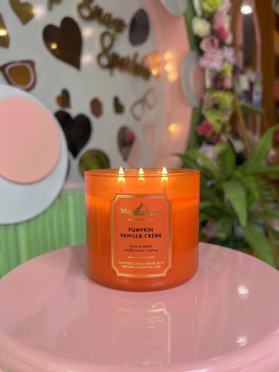 Bath and body works Pumpkin Vanilla Créme  3-Wick